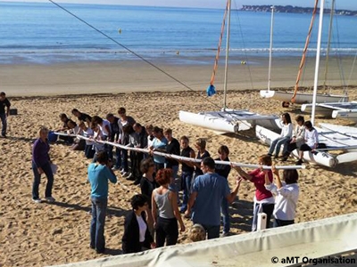 Pipeline géant sur la plage