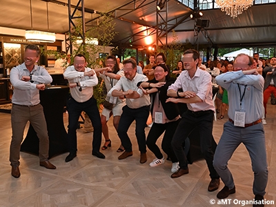 Team building haka pour séminaire