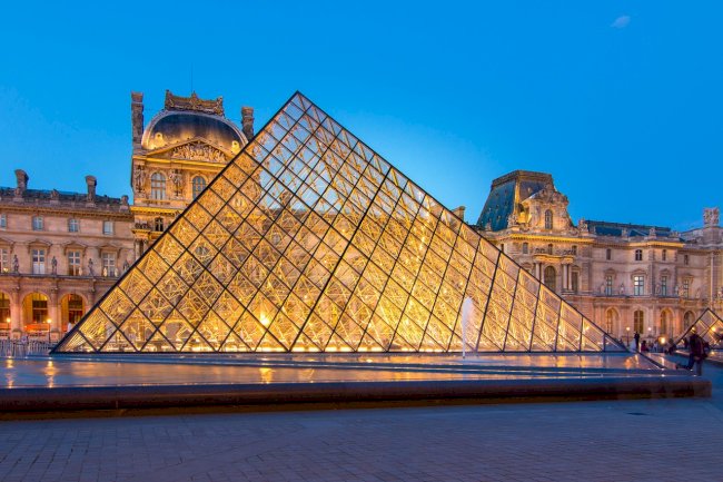 paris-7159870_1280