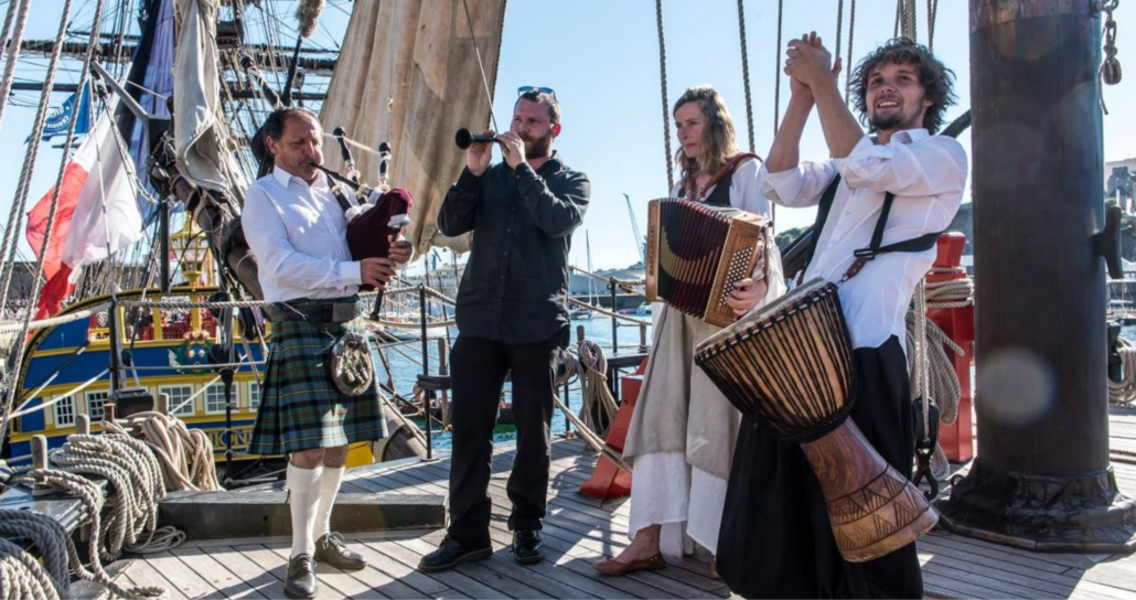 Groupe de musique bretonne animant un événement professionnel