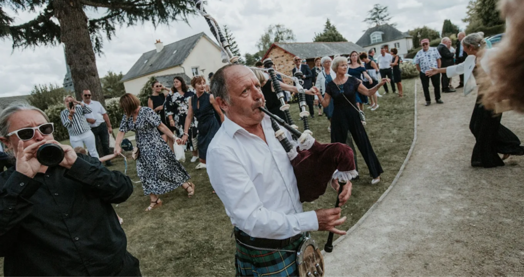 Groupe de musique bretonne animant un événement professionnel